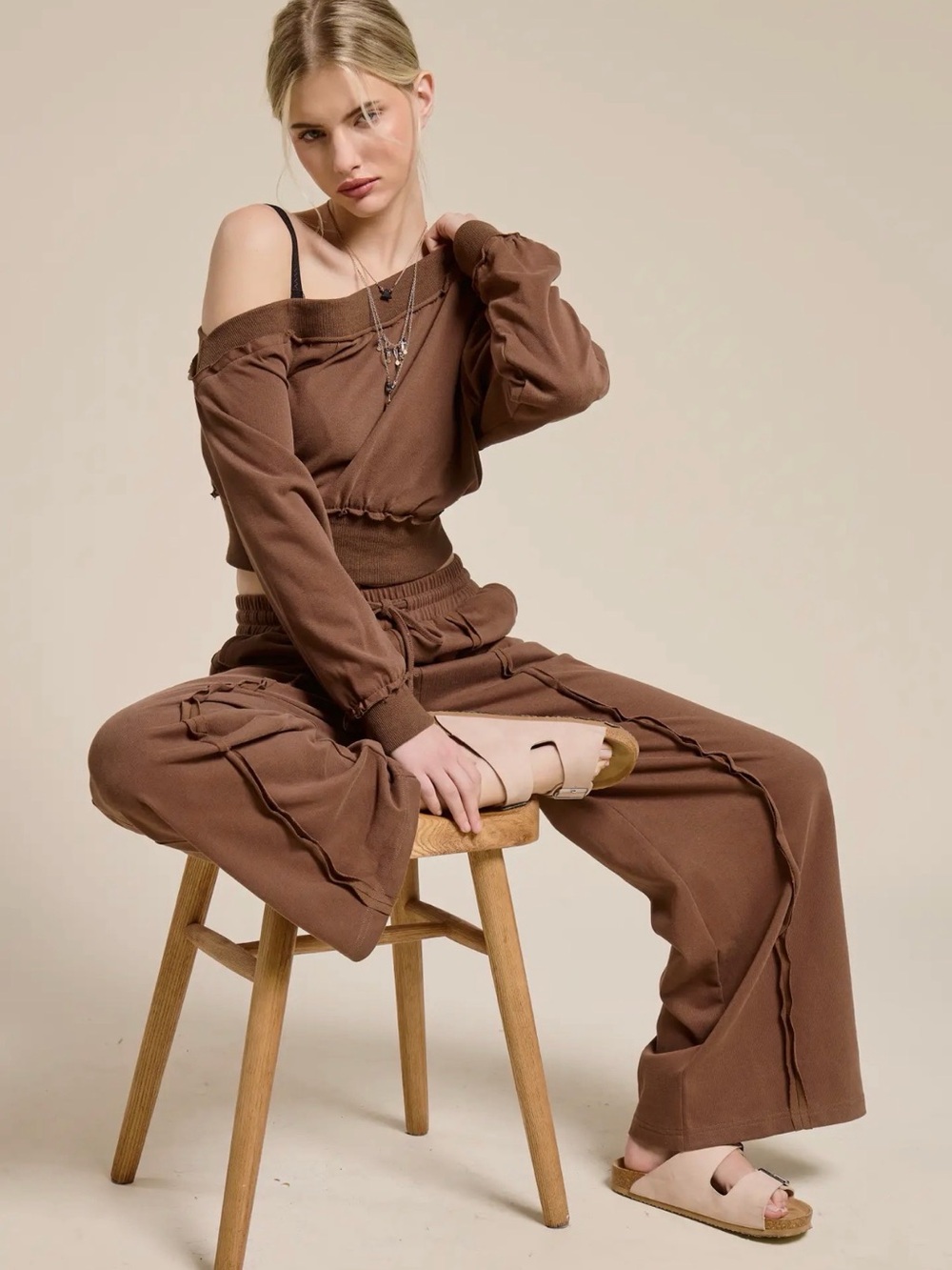 Chocolate Lounge Set
